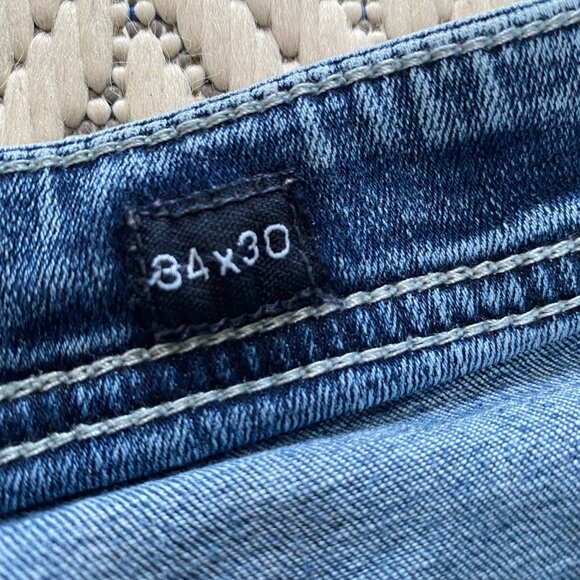 BKE Mens Tyler Bootcut Jean 34x30 (fit 34x29) Light Wash Whiskered Denim Western - Picture 5 of 12